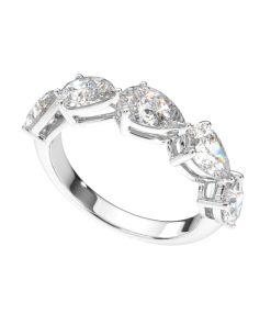 แหวน ผู้หญิง เพชรแถว เม็ดละ 50 ตังค์ หยดน้ำ ครึ่งวง (1RG136)