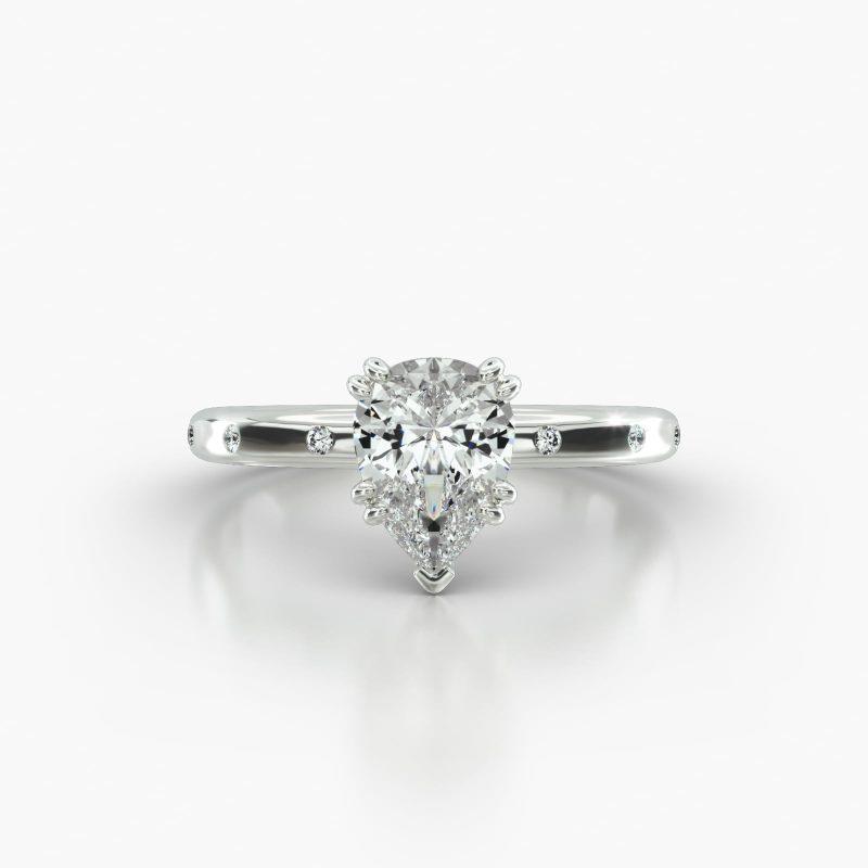 PEAR GYPSY VINTAGE BASKET - A