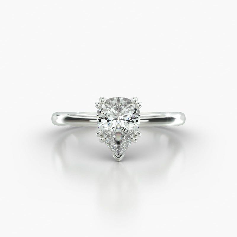 PEAR SOLITAIRE VINTAGE BASKET - A